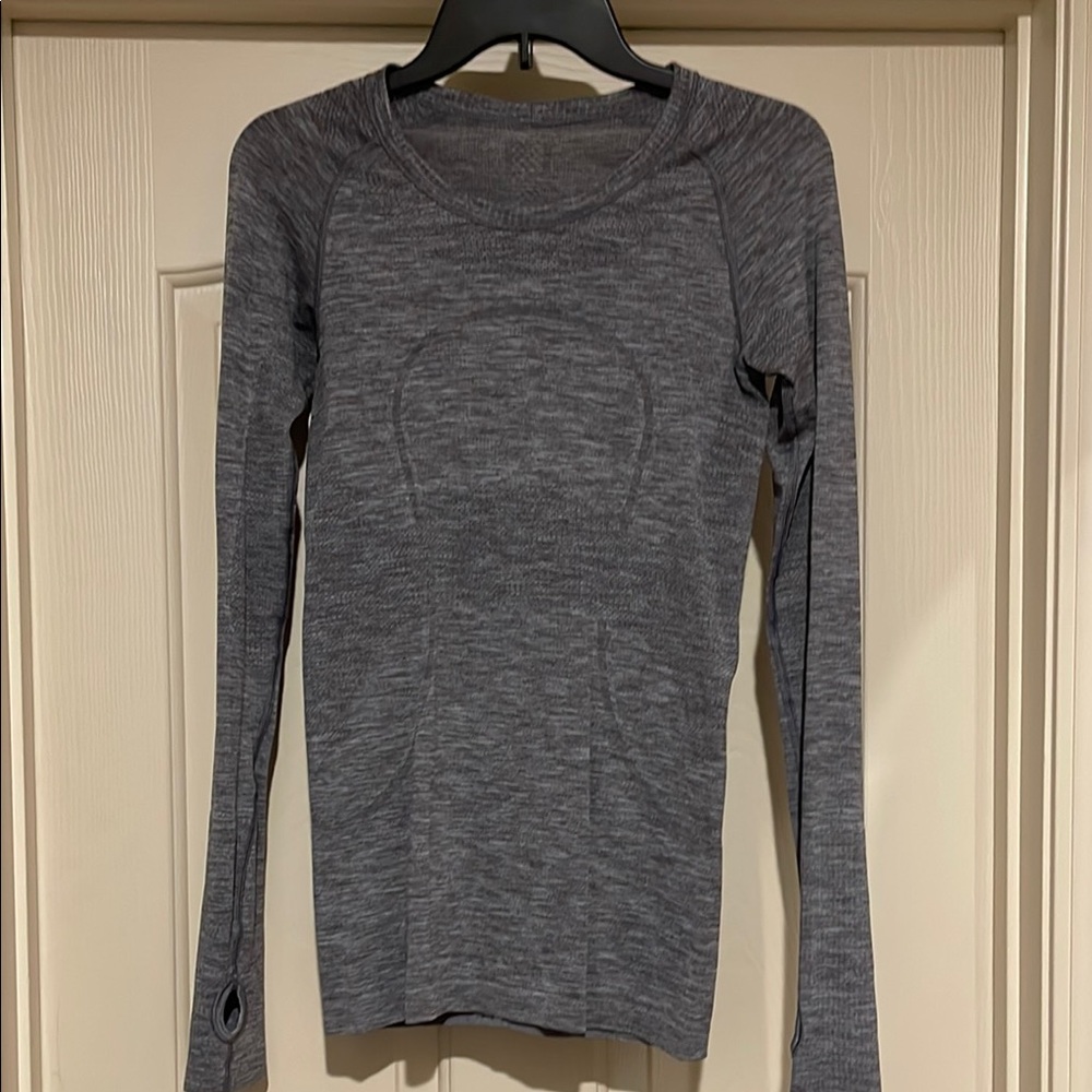 Lululemon Athletica Gray Fitted Ribbed Hoodie
